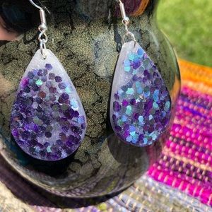 Handmade earrings! Lovely pearl amethyst color!